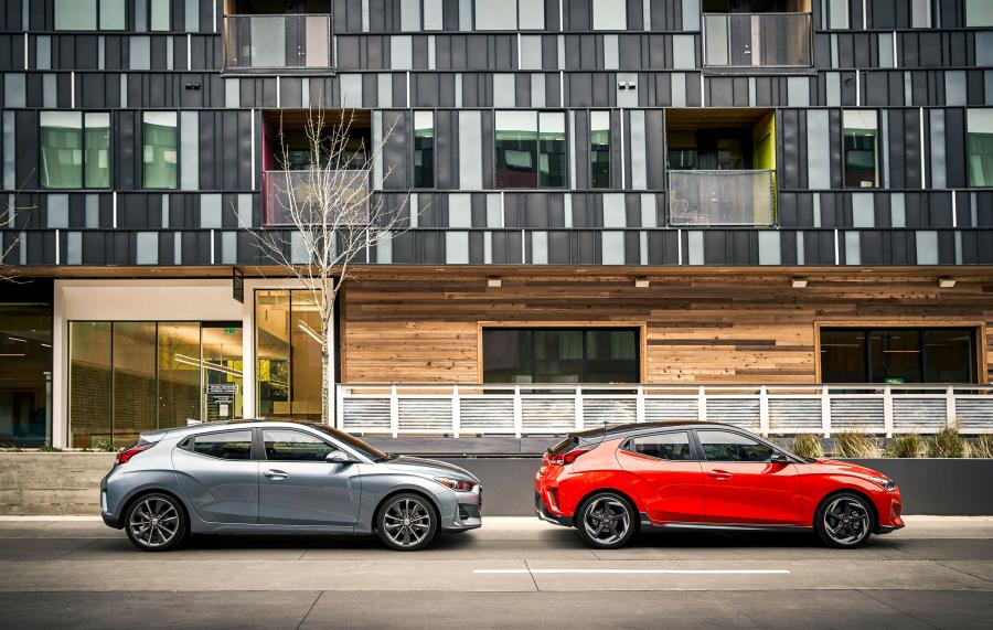  Hyundai Veloster Turbo 2018 года  (NA) (фото 48 из 61)